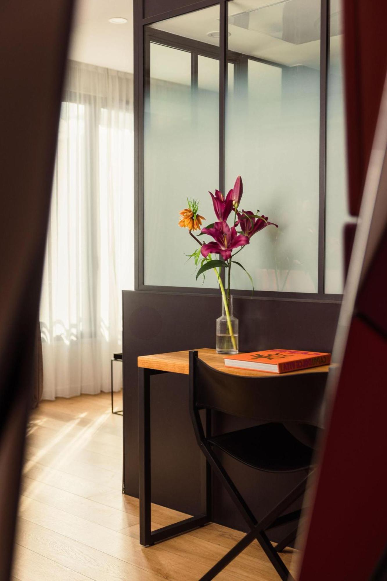 Terrass" Hotel Párizs Kültér fotó